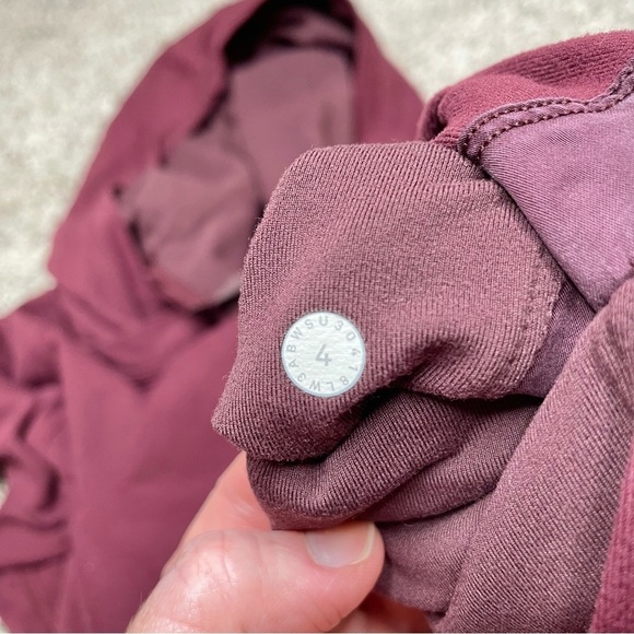Lululemon Starting Place Hoodie in Garnet Purple 4 W3ABWS Activewear Workout - Picture 9 of 11